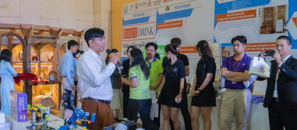 Bizmo - Nhà Tài Trợ Vàng Ngày Hội Doanh Nhân Tân Phú 2024 3 Bizmo - Nhà Tài Trợ Vàng Ngày Hội Doanh Nhân Tân Phú 2024