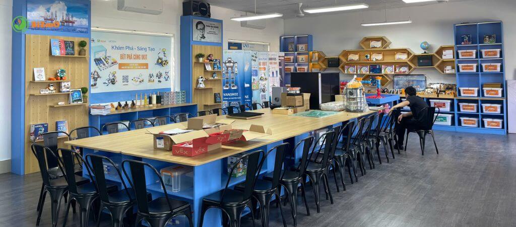 STEM Innovation Petrovietnam: 100 Phòng Học STEM Đạt Chuẩn Quốc Tế Hoàn Thành 2025 5 STEM Innovation Petrovietnam 100 Phòng Học STEM Đạt Chuẩn Quốc Tế Hoàn Thành 2025