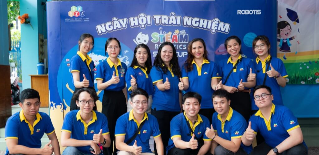 Giới Thiệu Học Viện Giáo Dục STEAM Việt Nam VNSEA 1 ngày hội trải nghiệm steam – Đội ngũ giáo viên hướng dẫn học sinh robotics VNSEA