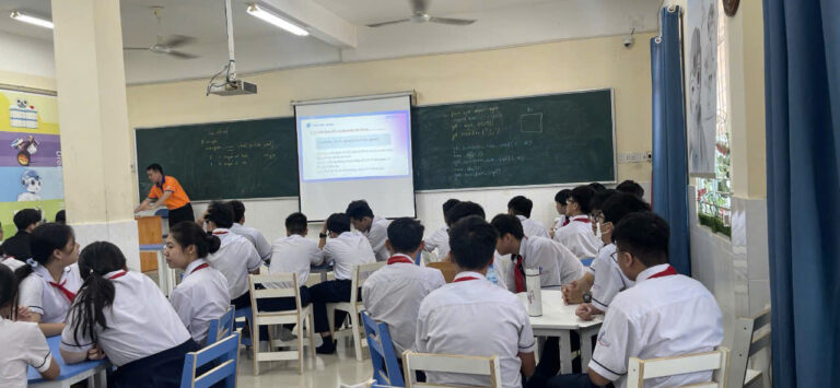 Phòng STEM - AI ROBOTICS Lab Trường THCS Tôn Thất Tùng